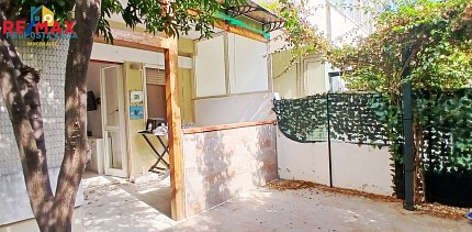 Útulná garsonka v srdci Silvi Marina