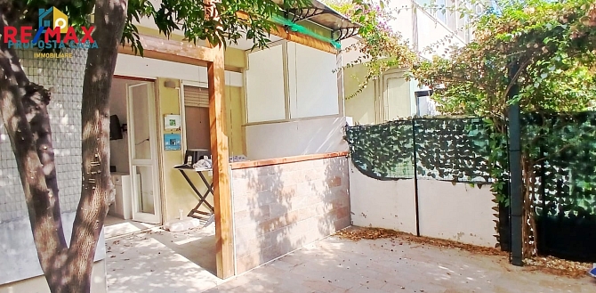 Útulná garsonka v srdci Silvi Marina