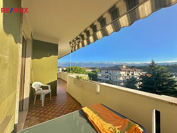 Byt u moře s velkým balkonem necelé 2 hodiny z ČR