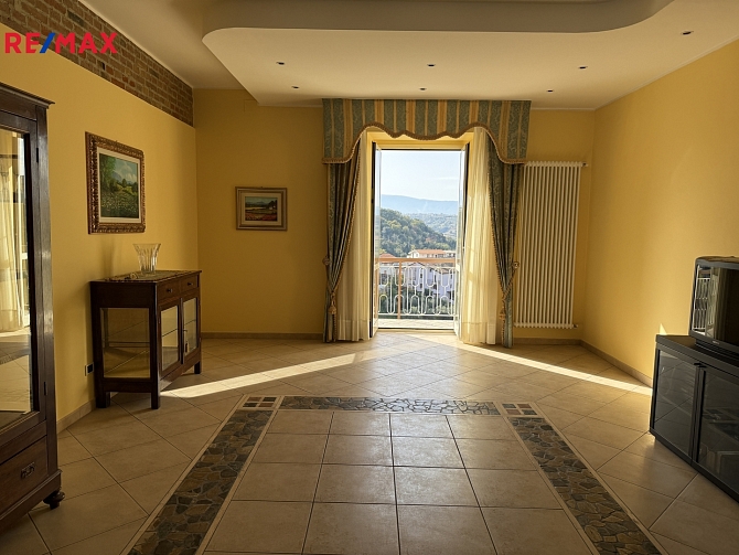 Komfortní byt v Tollu ihned k nastěhování